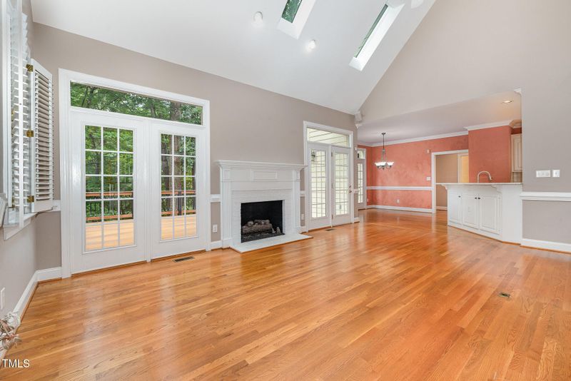 101 Wood Lily Ln, Cary, NC 27518