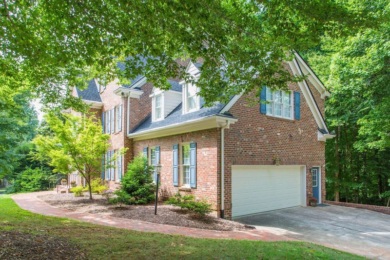 101 Wrenhaven Way, Cary, NC 27518