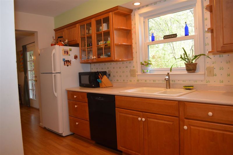 101 Wrenn Pl, Chapel Hill, NC 27516
