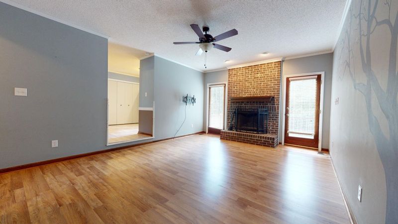 101 Wynfield Dr, Clayton, NC 27520