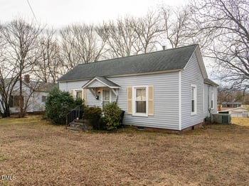 1010 Attica St, Burlington, NC 27217