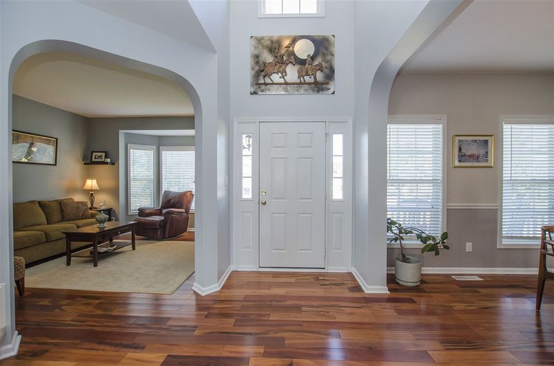 1010 Augustine Trl, Cary, NC 27518