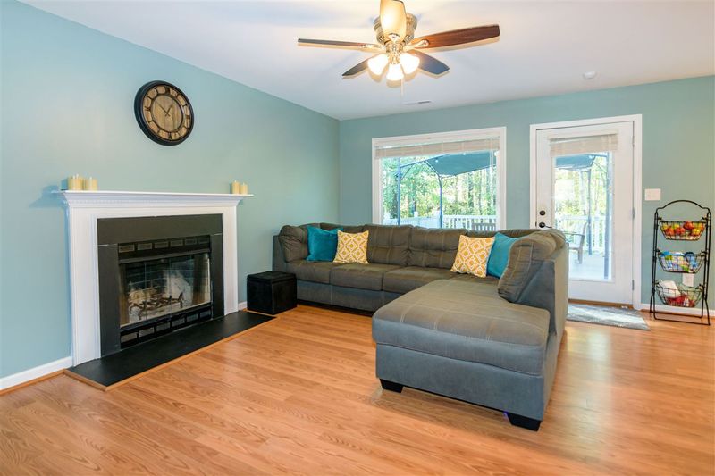 1010 Beringer Pl, Apex, NC 27502