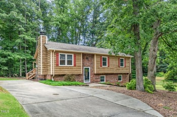 1010 Castalia Dr, Cary, NC 27513