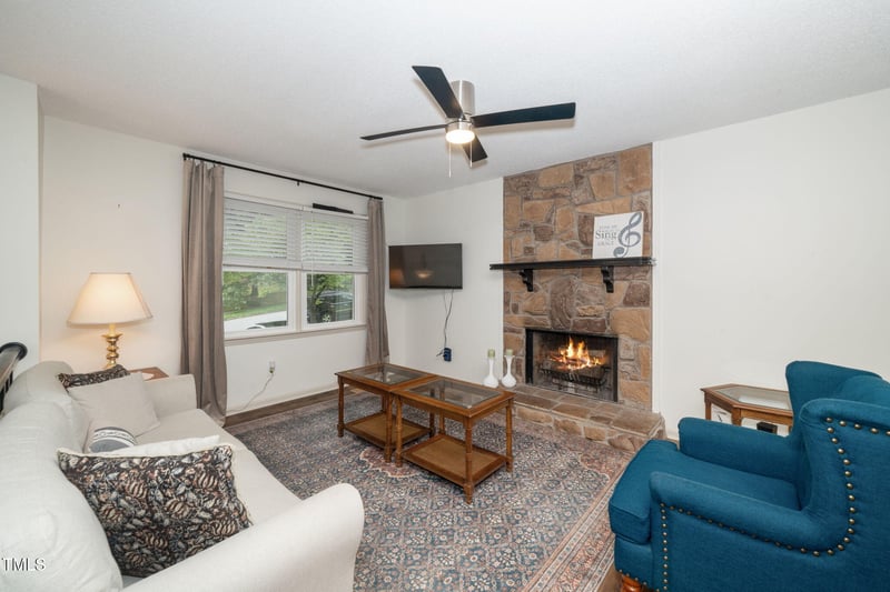 1010 Castalia Dr, Cary, NC 27513