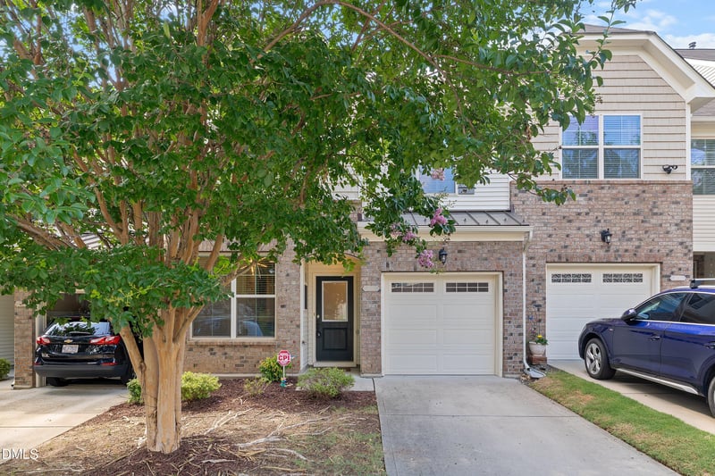 1010 Contessa Dr, Cary, NC 27513