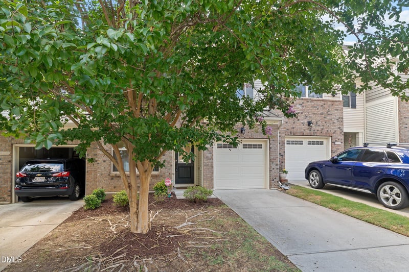 1010 Contessa Dr, Cary, NC 27513
