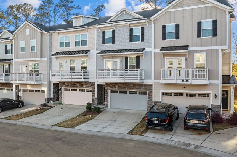 1010 Diamond Dove Ln, Apex, NC 27502