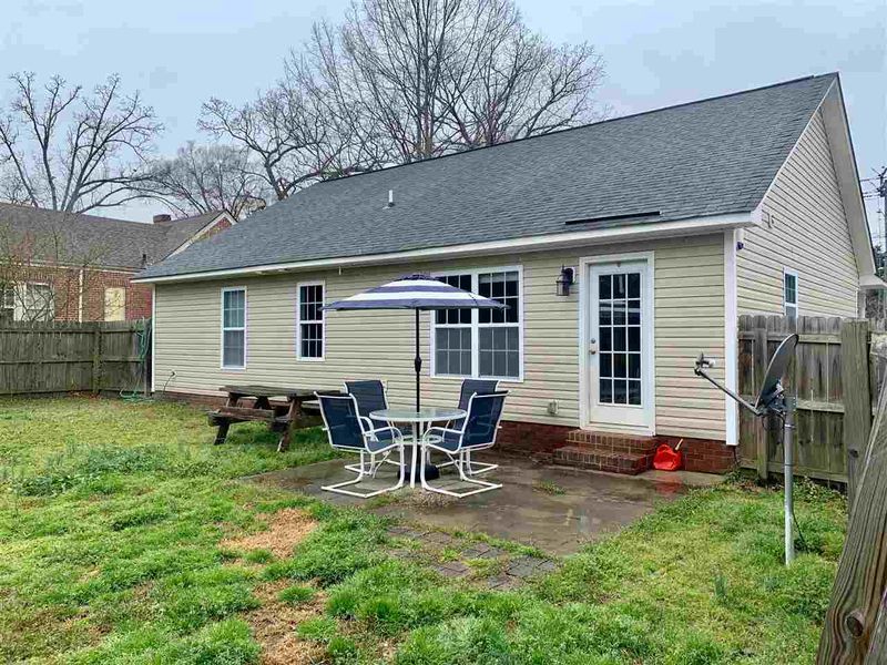 1010 N Ellis Ave, Dunn, NC 28334