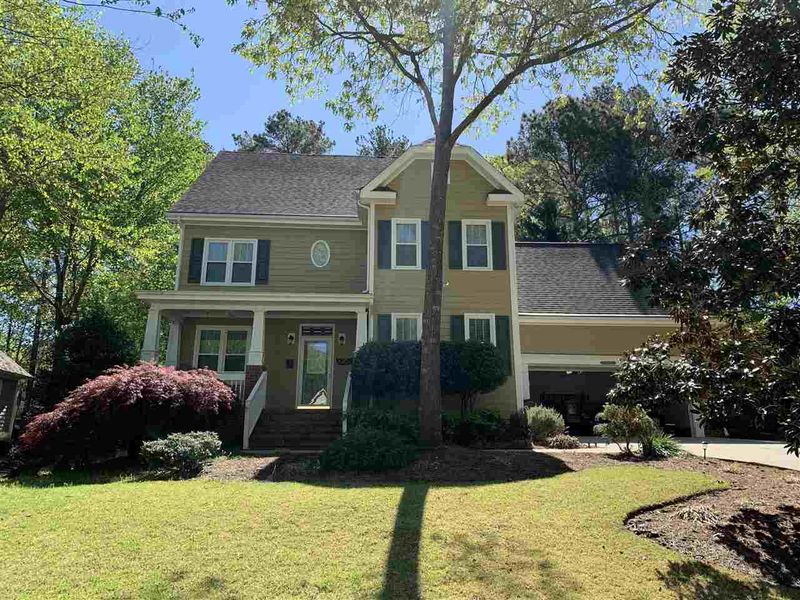 1010 Fairfax Woods Dr, Apex, NC 27502