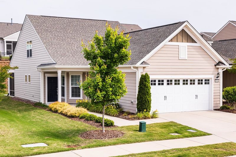 1010 Foxtail Dr, Durham, NC 27703
