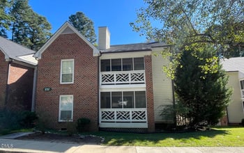 1010 Kingswood Dr #Apt I, Chapel Hill, NC 27517