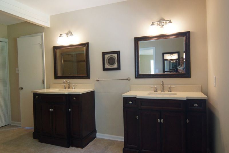 1010 Medlin Dr, Cary, NC 27511