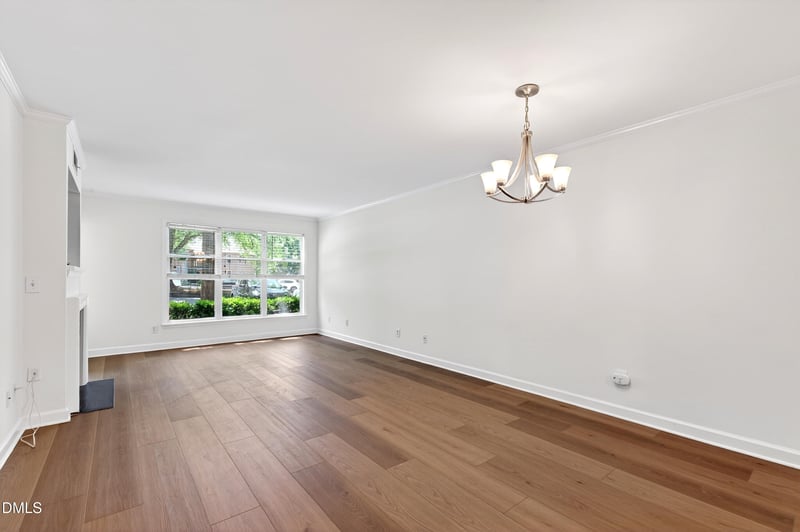 1010 Nicholwood Dr #103, Raleigh, NC 27605