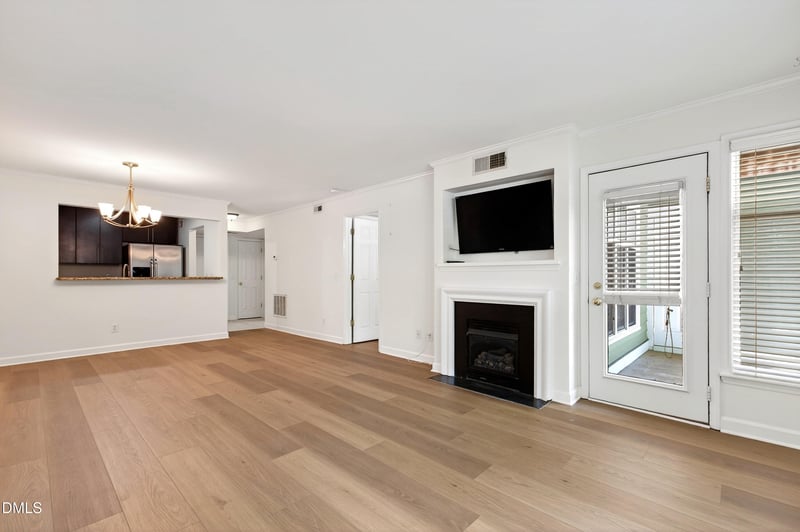 1010 Nicholwood Dr #103, Raleigh, NC 27605
