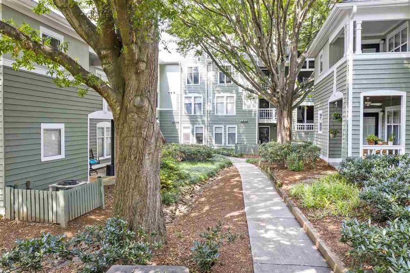 1010 Nicholwood Dr #201, Raleigh, NC 27605