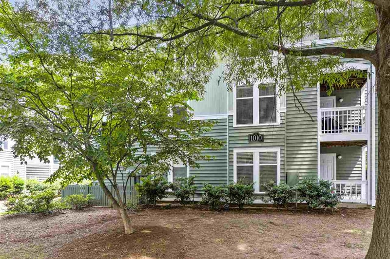 1010 Nicholwood Dr #201, Raleigh, NC 27605