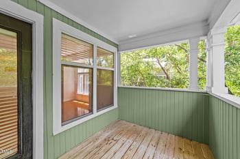 1010 Nicholwood Dr #301, Raleigh, NC 27605