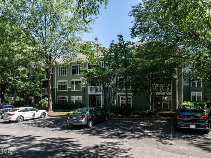 1010 Nicholwood Dr, Raleigh, NC 27605