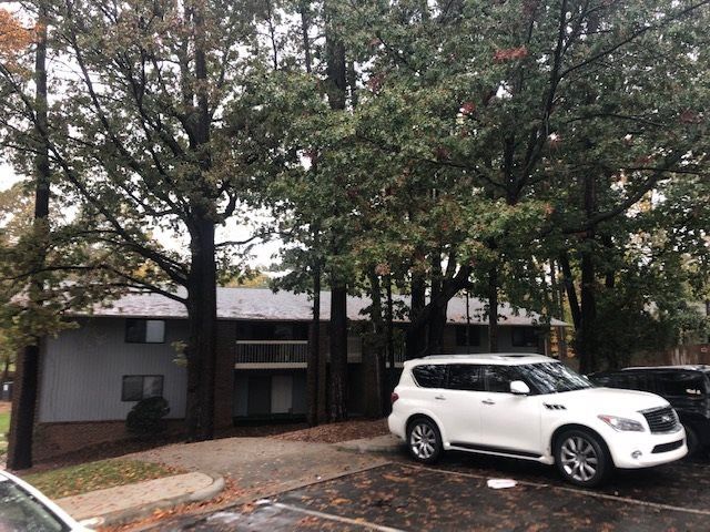 1010 Sandlin Dr #B, Raleigh, NC 27606