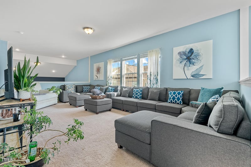 1010 Skyler Ln, Durham, NC 27705