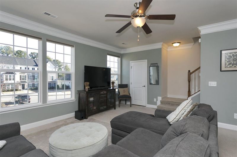 1010 Tender Dr, Apex, NC 27502