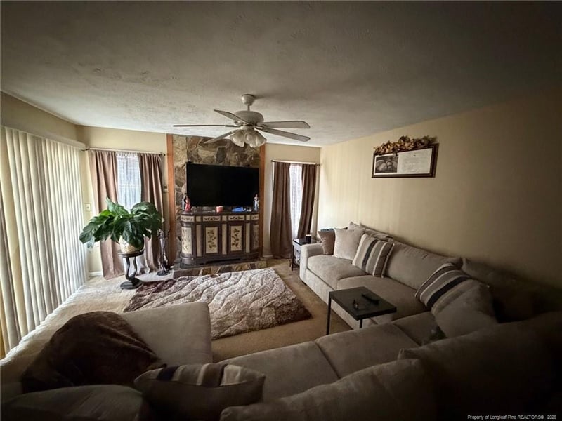 1010 Wood Creek Dr #4, Fayetteville, NC 28314