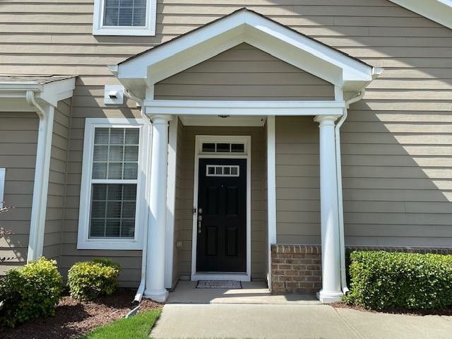 10101 Barnhart Way, Raleigh, NC 27617