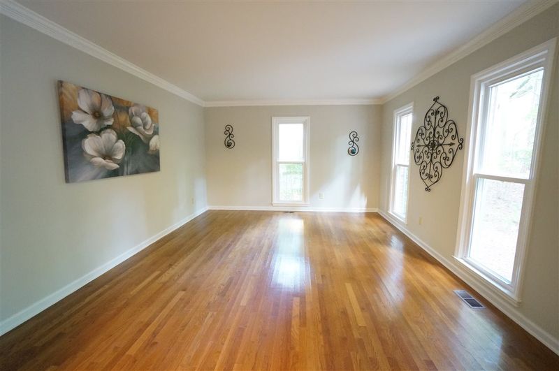 10101 Boxelder Dr, Raleigh, NC 27613
