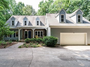 10101 Daviton Ct, Raleigh, NC 27615
