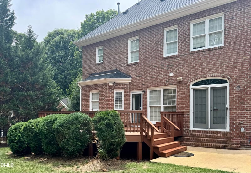 10108 Clairbourne Pl, Raleigh, NC 27615