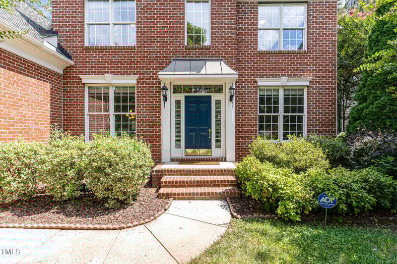 10108 Sporting Club Dr, Raleigh, NC 27617