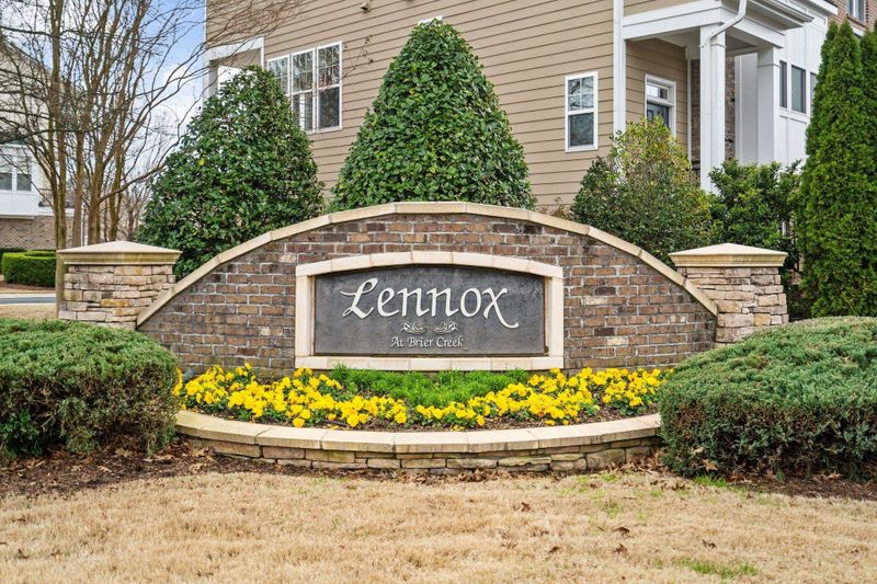 10109 Falls Meadow Ct, Raleigh, NC 27617