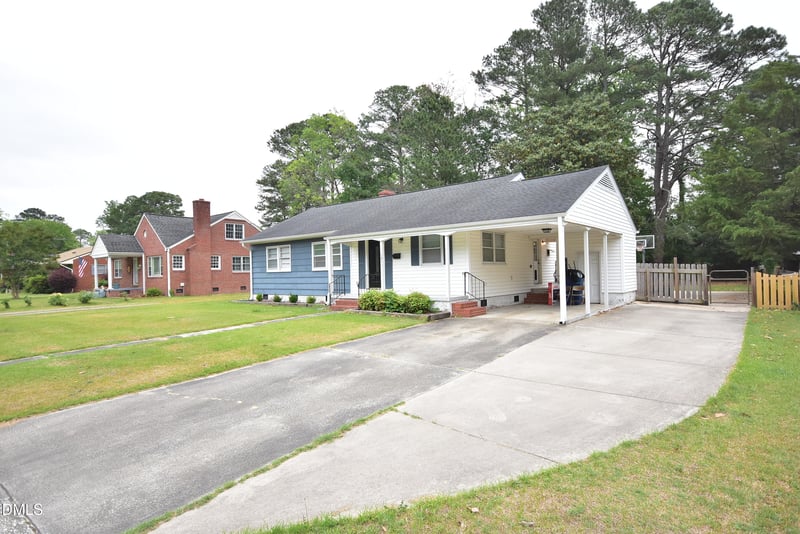 1011 1st St, Smithfield, NC 27577