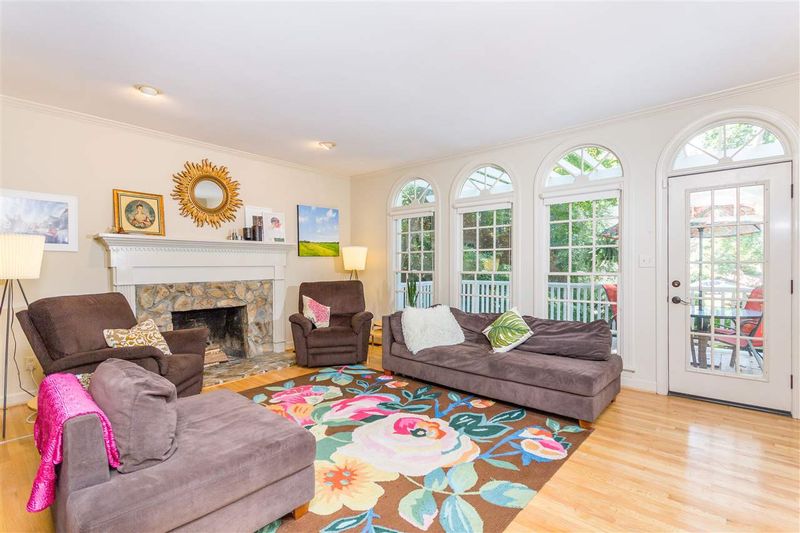 1011 W Abberley Ln, Apex, NC 27502