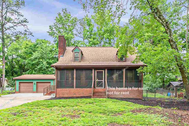 1011 Apache Ln, Apex, NC 27502
