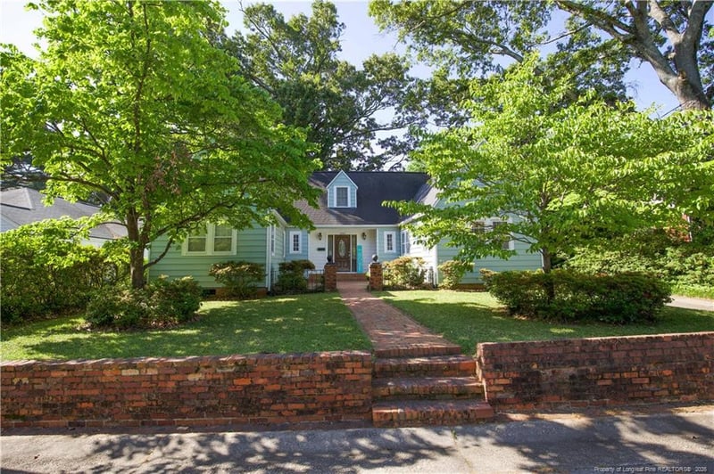 1011 Brook St, Fayetteville, NC 28305