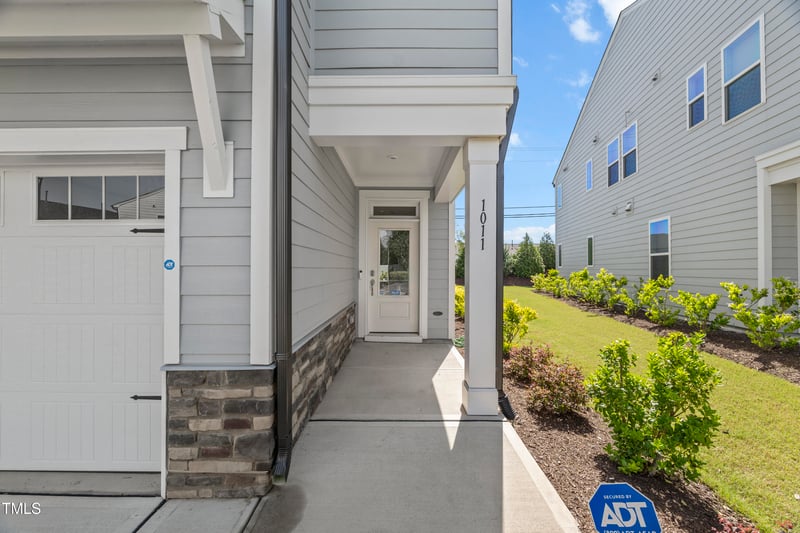 1011 Canary Pepper Dr, Durham, NC 27713