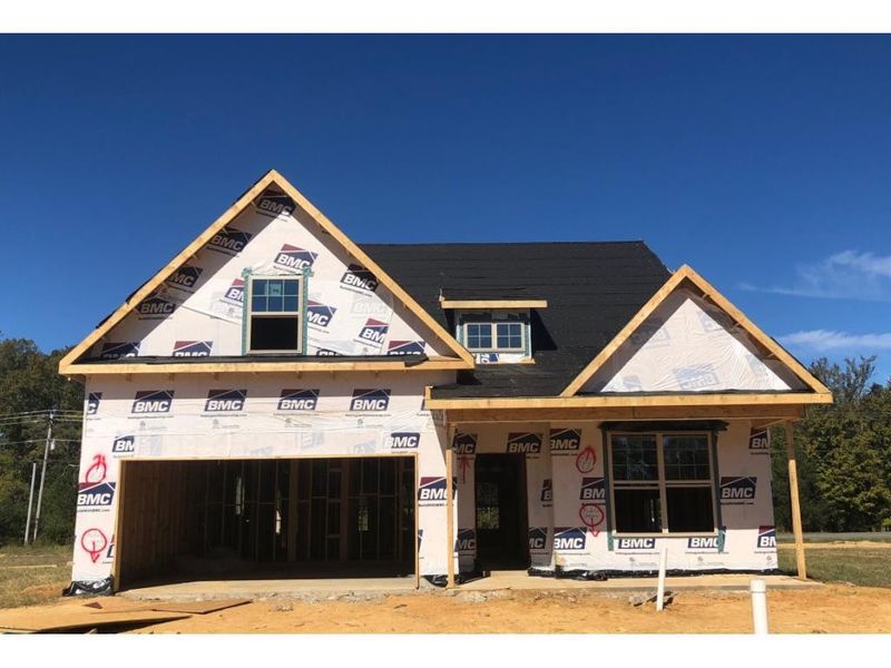 1011 Fairhaven Dr, Mebane, NC 27302