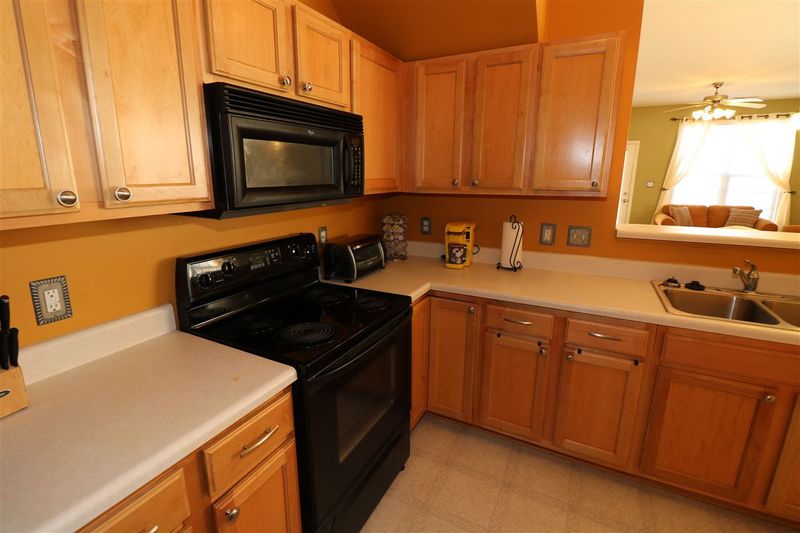 1011 Hadel Pl, Knightdale, NC 27545