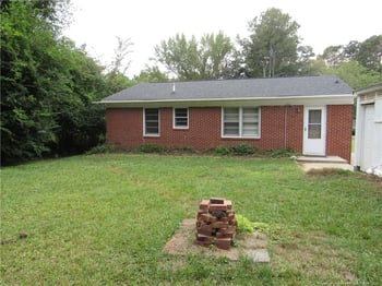 1011 Hall St, Sanford, NC 27330