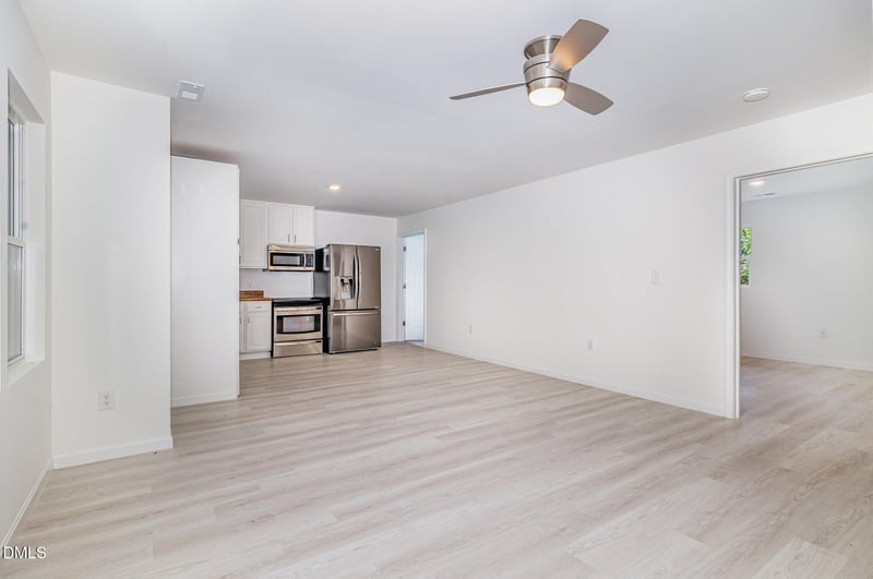 1011 Juniper Dr, Fayetteville, NC 28304