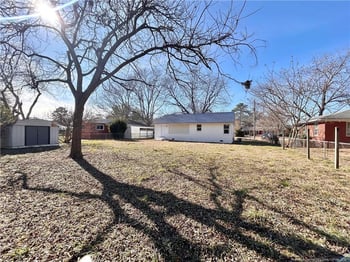 1011 Juniper Dr, Fayetteville, NC 28304