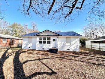 1011 Juniper Dr, Fayetteville, NC 28304