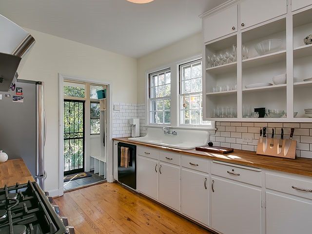 1011 W Knox St, Durham, NC 27701