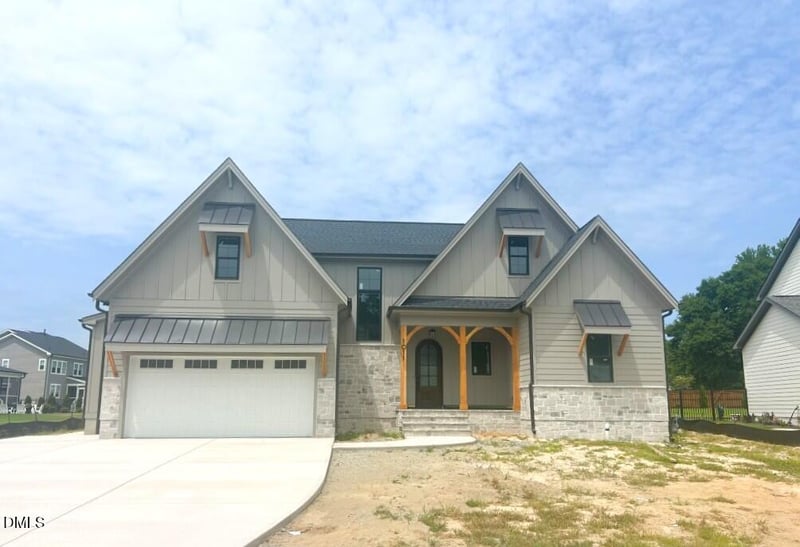 1011 Lily Claire Ln, Fuquay Varina, NC 27526