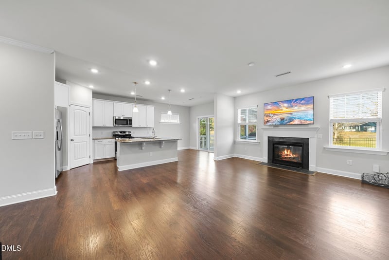 1011 Meadow Pond Dr, Durham, NC 27703