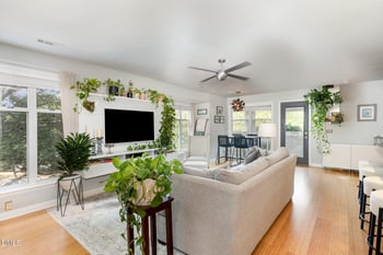 1011 Nicholwood Dr #301, Raleigh, NC 27605