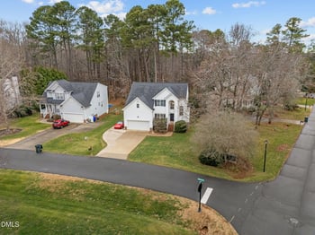 1011 Scotsburg Trl, Hillsborough, NC 27278