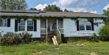 1011 Sweet Raspberry Ln, Lillington, NC 27546